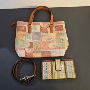 Fossil - London London Stamp - Crossbody Bag - Wallet Included - GREAT CONDITION